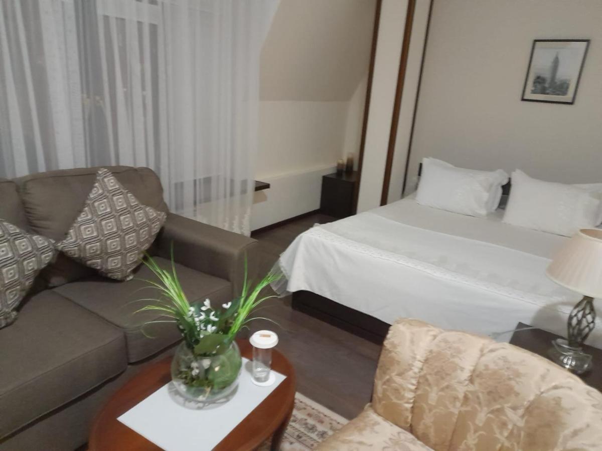 Hotel Krez Kyzyłorda Zewnętrze zdjęcie